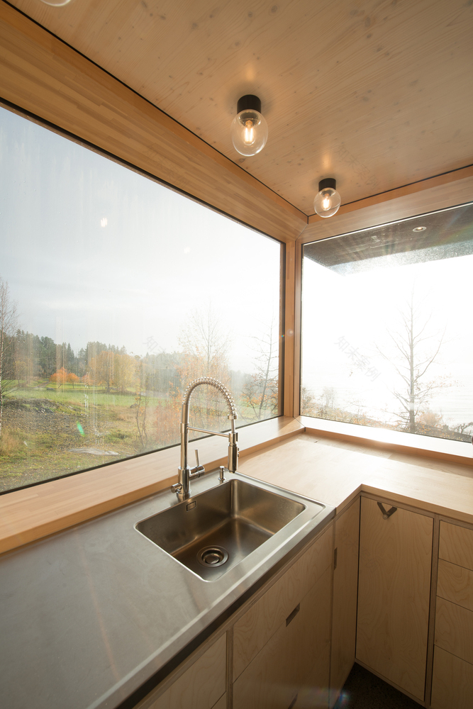 挪威 Rones 小木屋 | 混凝土与木头的和谐共生-41