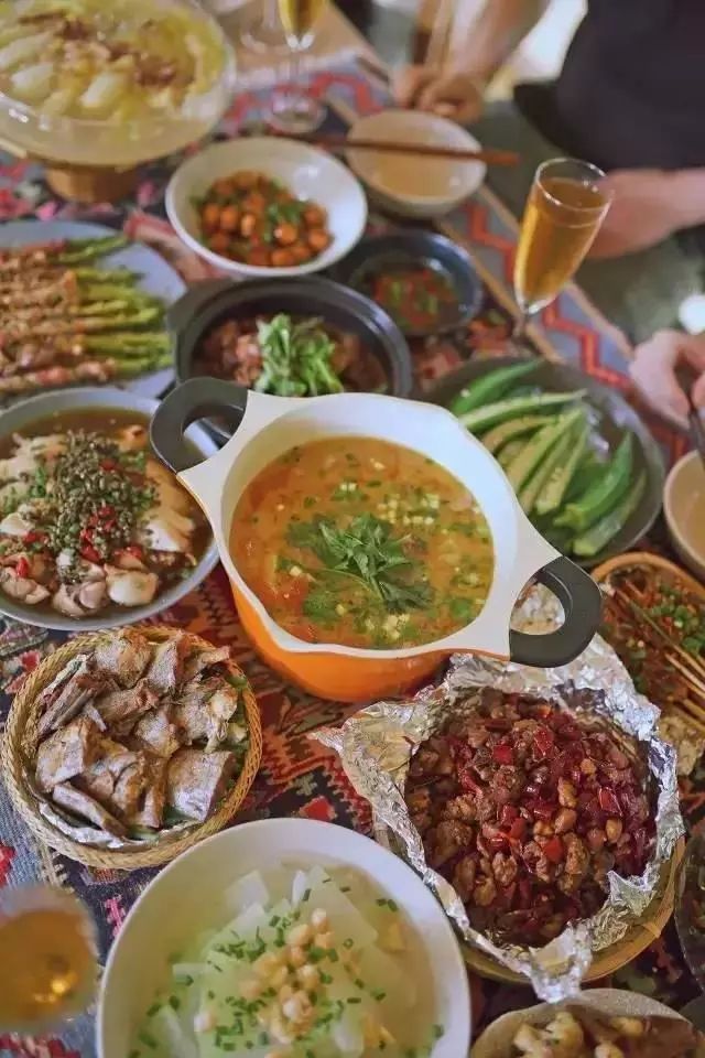 她徒手爆改废弃院子，三人一猫一狗，过着最诗意的生活！-25