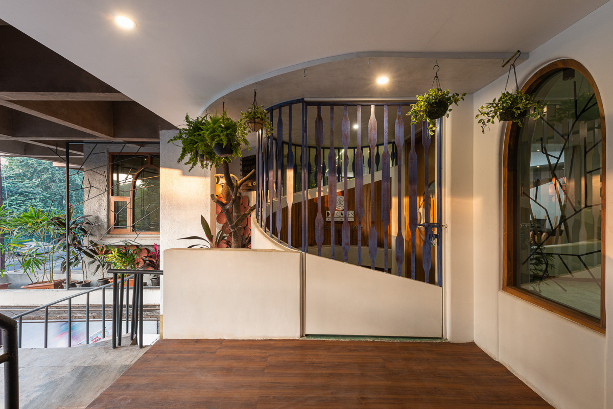 宁静办公空间-12