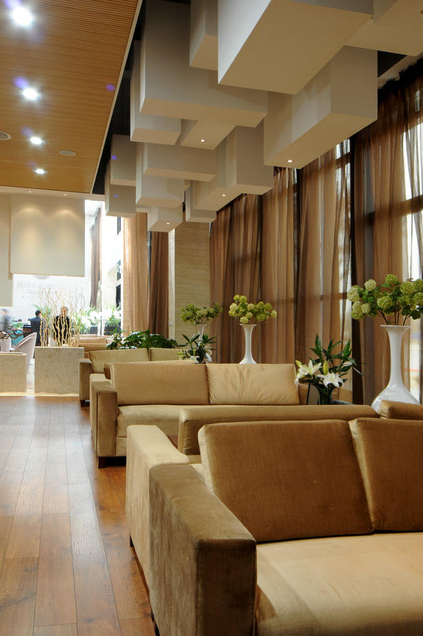 腾升装饰|焦作龙源湖国际广场售楼处装修工程-5