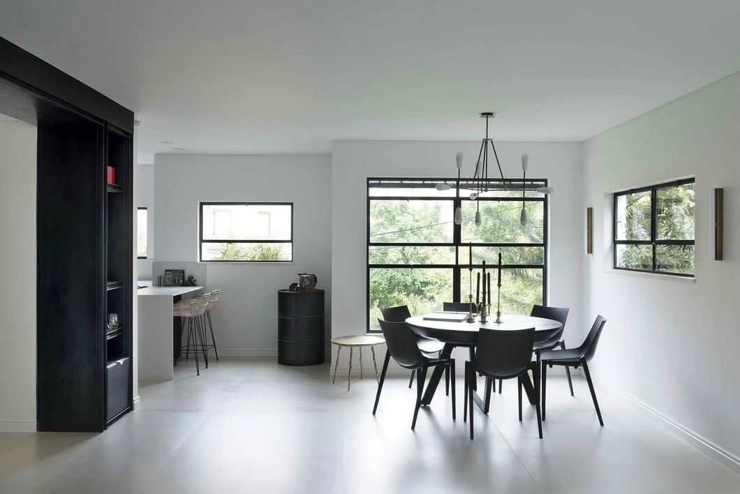 充满高级黑的住宅-12