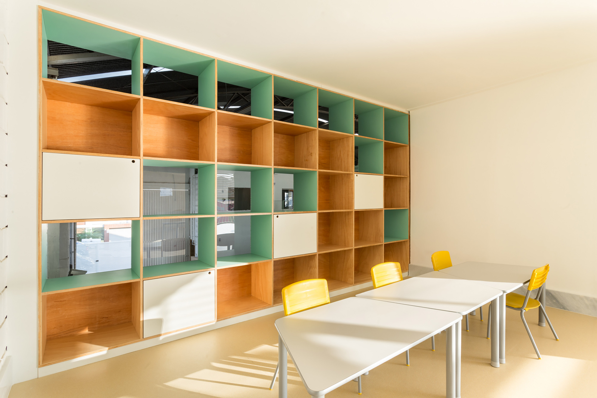 Casa Fundamental Kindergarten / Gabriel Castro + Marcos Franchini (BIRI) + Pedro Haruf-22