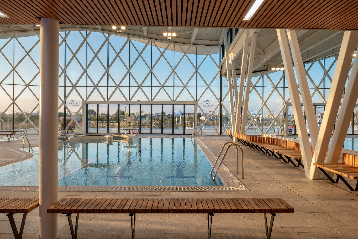 体育馆丨MultiplexeAquatique-165