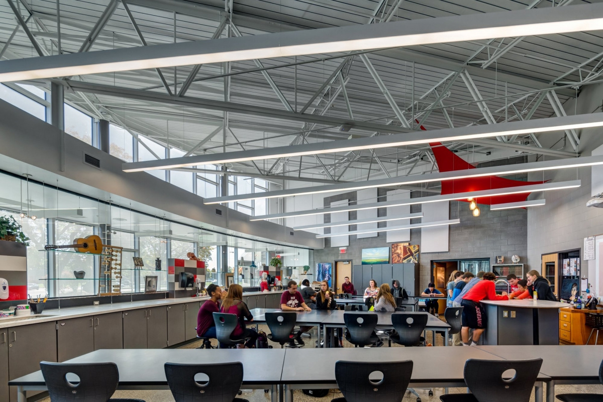 Michigan 北景高中校园翻新,连接现代与传统-16