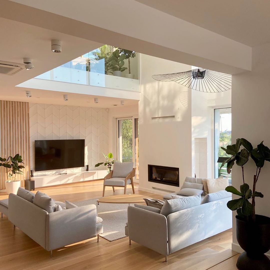 现代简约透亮别墅设计-3