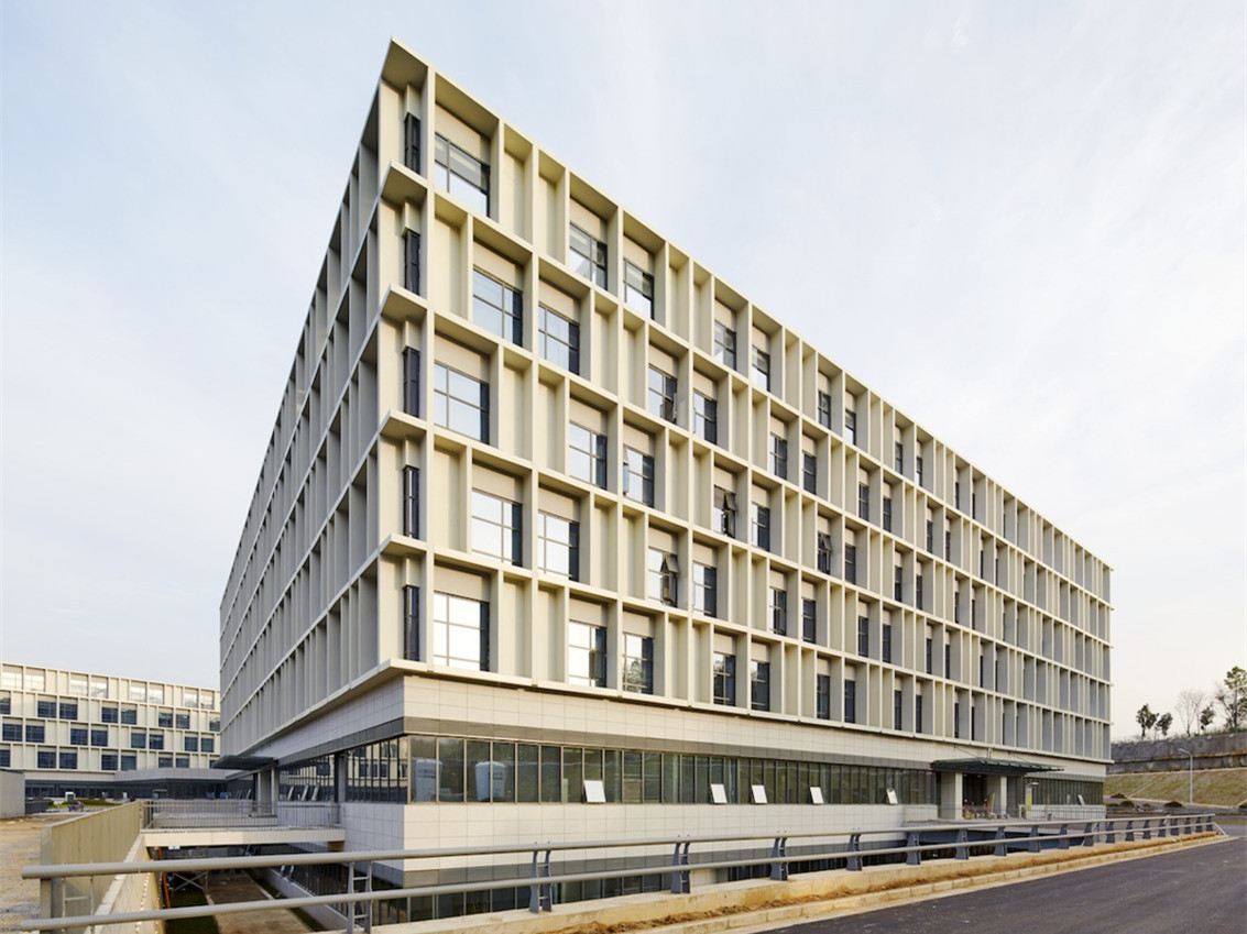 南京公共医疗中心-3