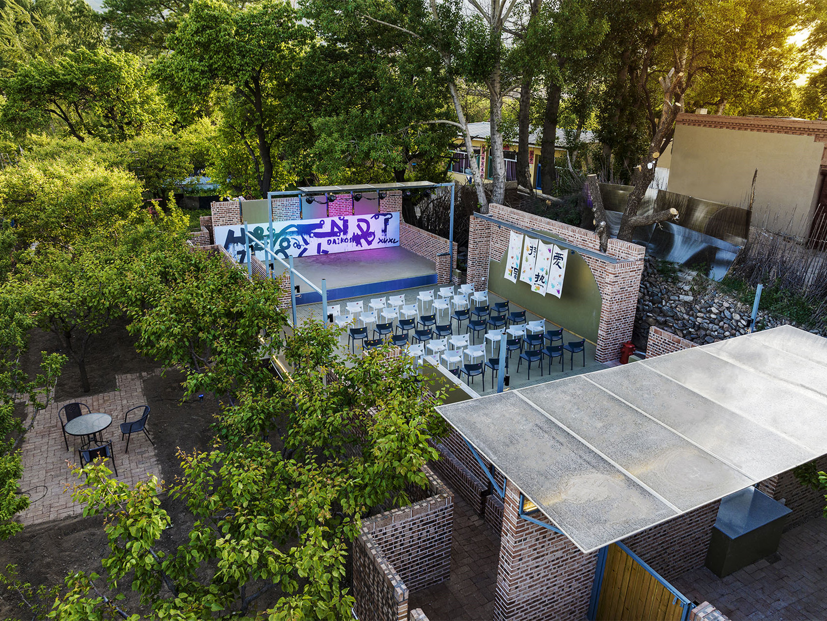 呼和浩特大良造 salon – 乡村的剧场丨中国呼和浩特丨大良造建筑与环境-3