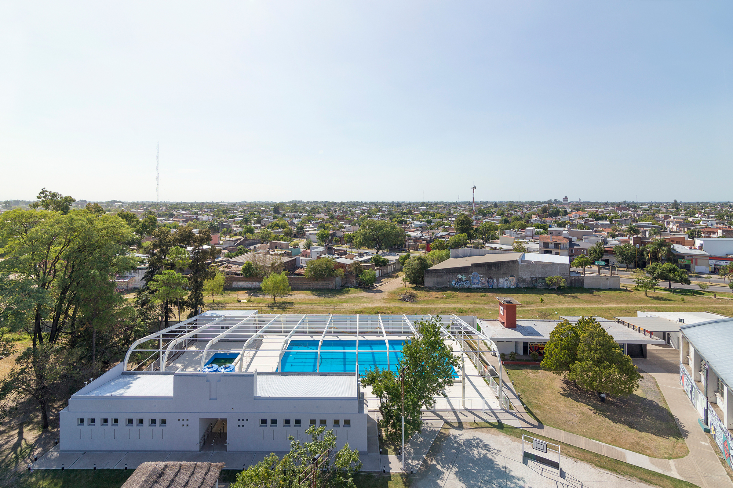 CLIMATIZACION DE PILETA Y CONSTRUCCION VESTUARIOS-1