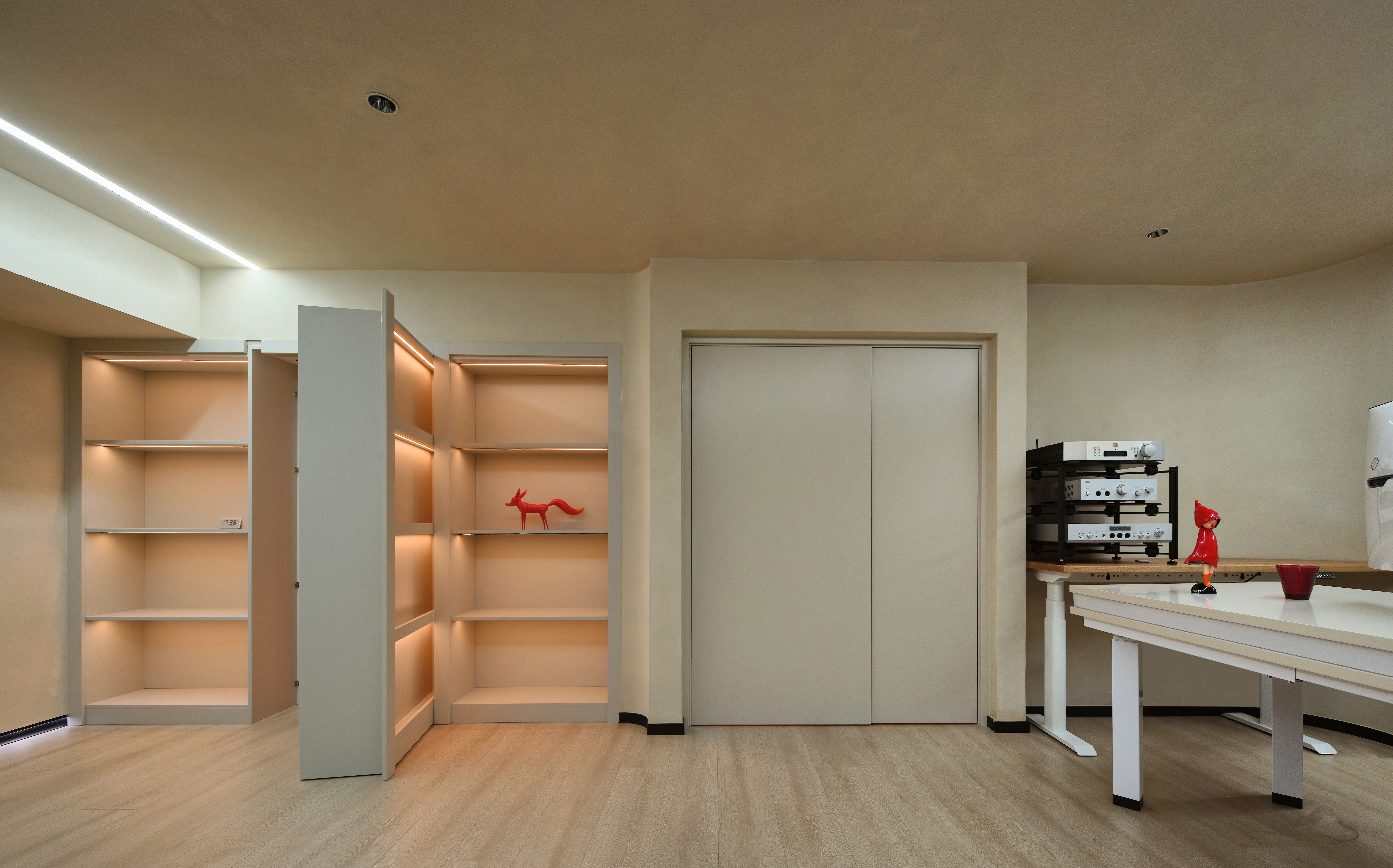 300㎡解构主义空间，建筑系海归独居男的精神自留地-48