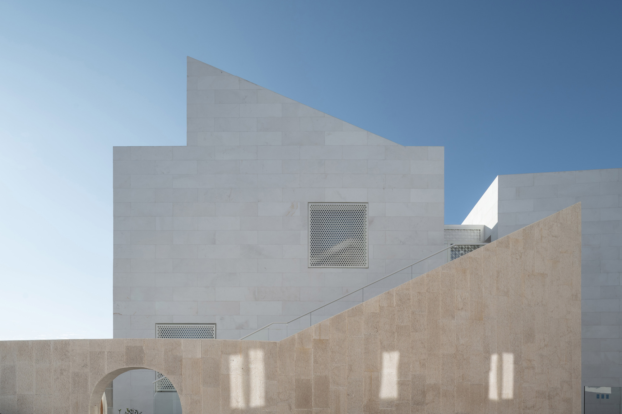 哈德罗维察清真寺丨波德戈里察丨ARHINGinženjering-42