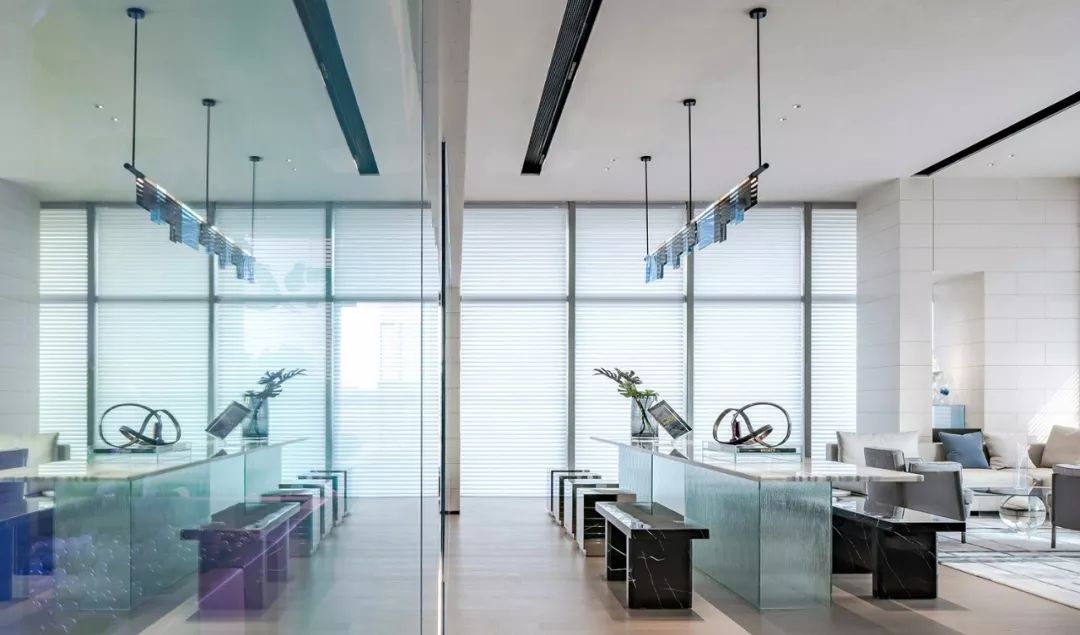 融创·云玺湾体验中心 | 水波荡漾的沉浸式空间设计-36