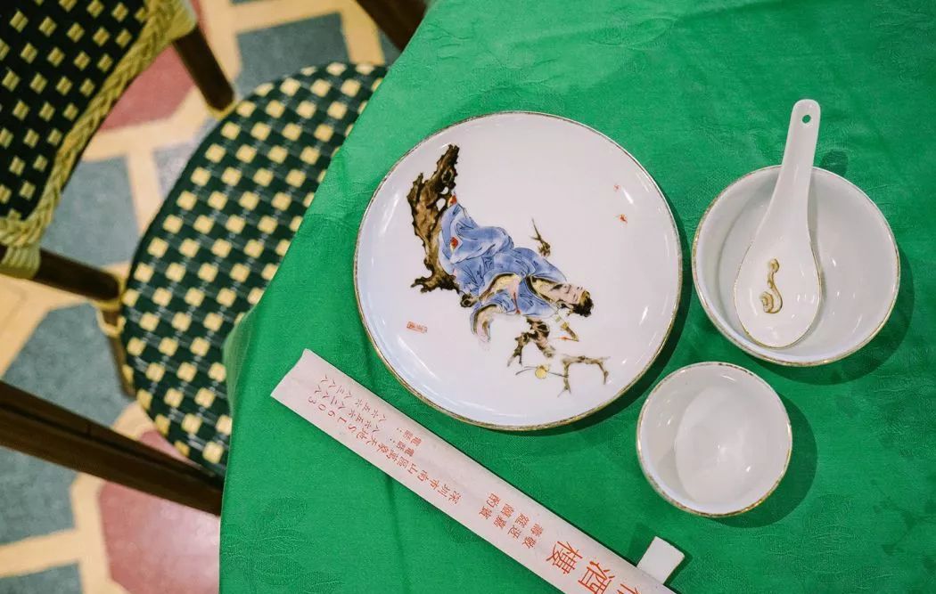 新国潮餐饮设计风靡上海,传统元素演绎现代美学-62