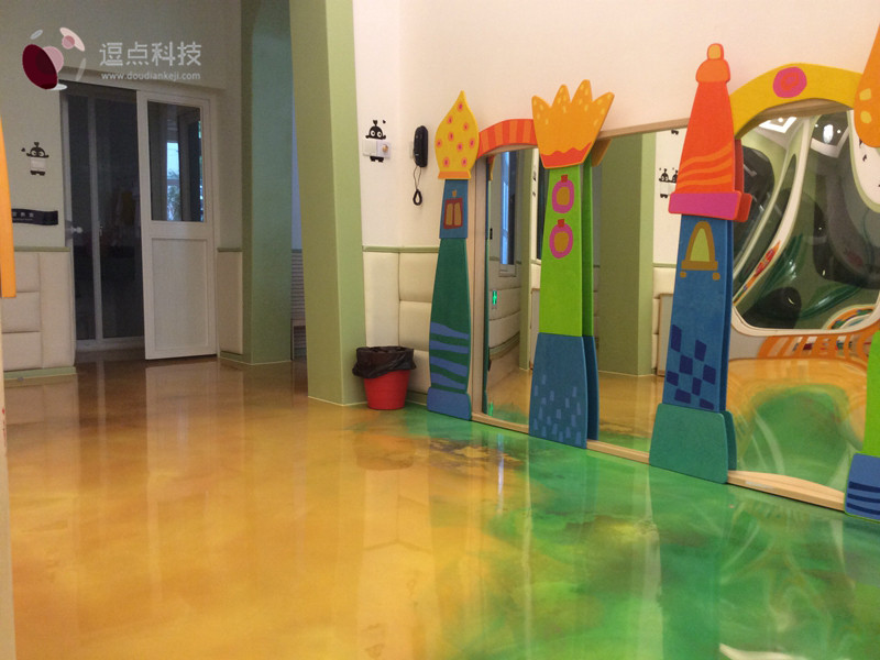 北京逗点科技打造上海小不点幼儿园艺术树脂漆空间-1
