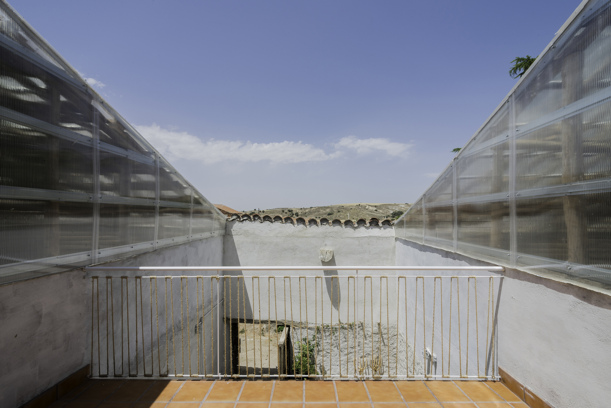 Barn Rehabilitation in a House / G+F Arquitectos-37
