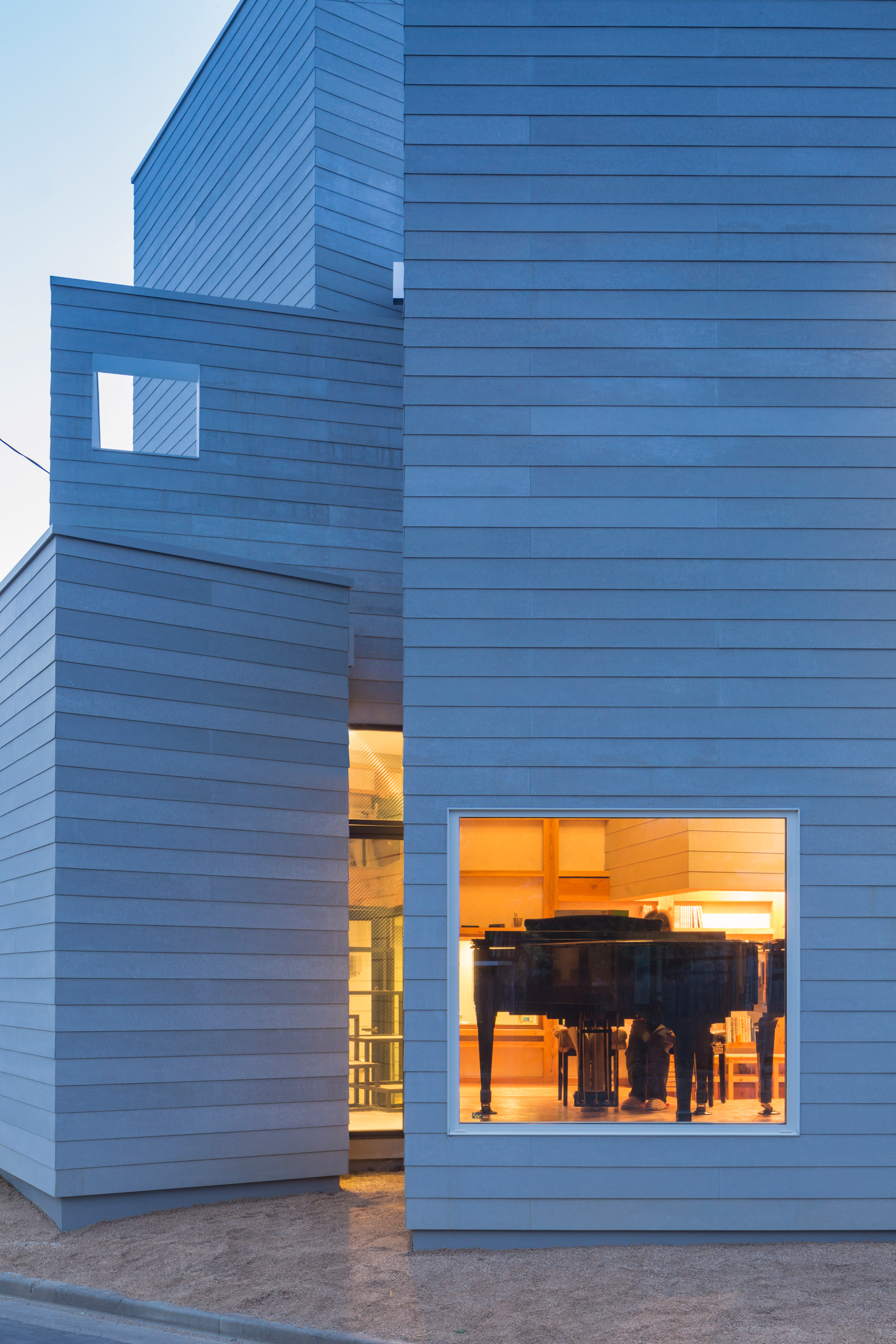 Cohta Asano builds his new Fukushima home as a cluster of nine cuboids-29