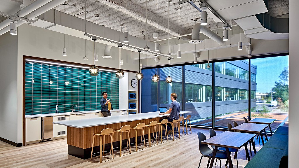 梅赛德斯· 奔驰金融服务中心-4