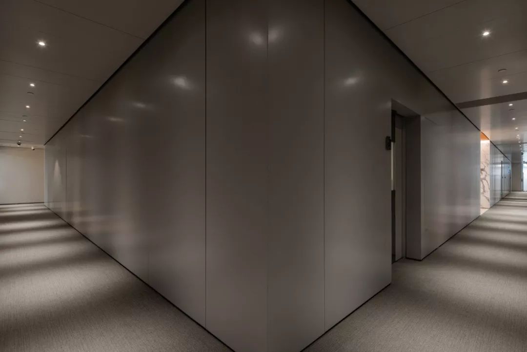 顶级办公总部设计,人文关怀与科技未来感的完美融合-109