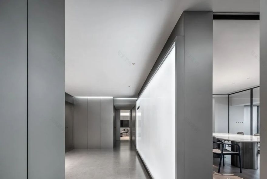 WING 东翼设计·办公空间丨中国佛山丨广东东翼品牌设计有限公司-3