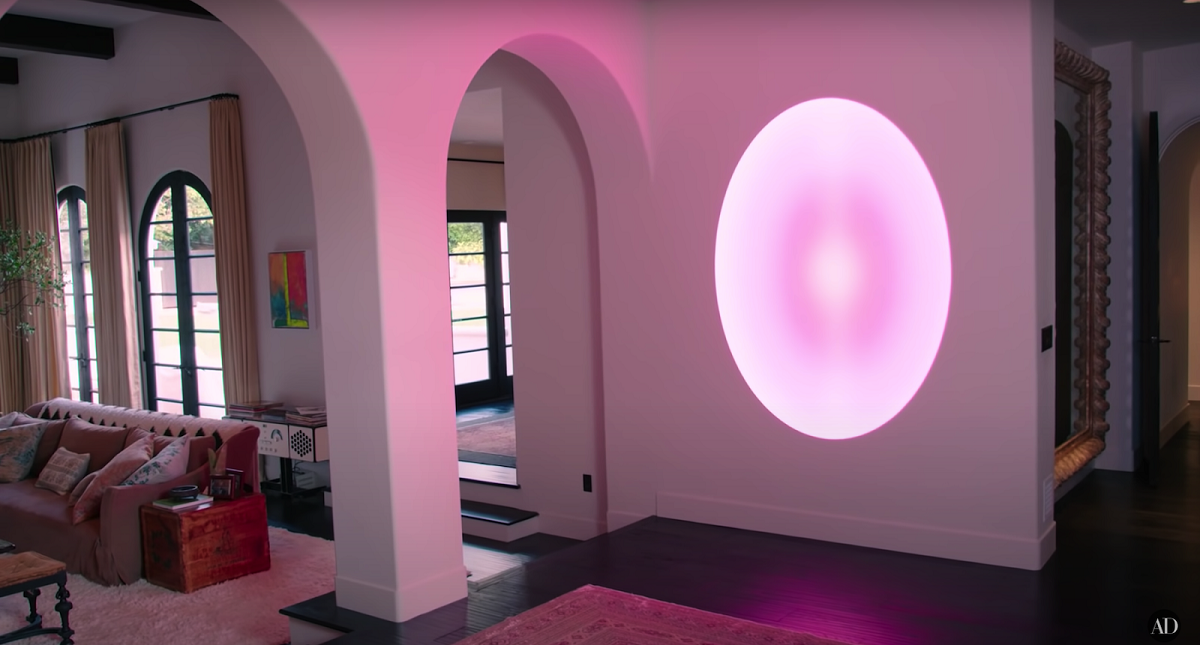 Kendall Jenner 的奢华艺术空间-17