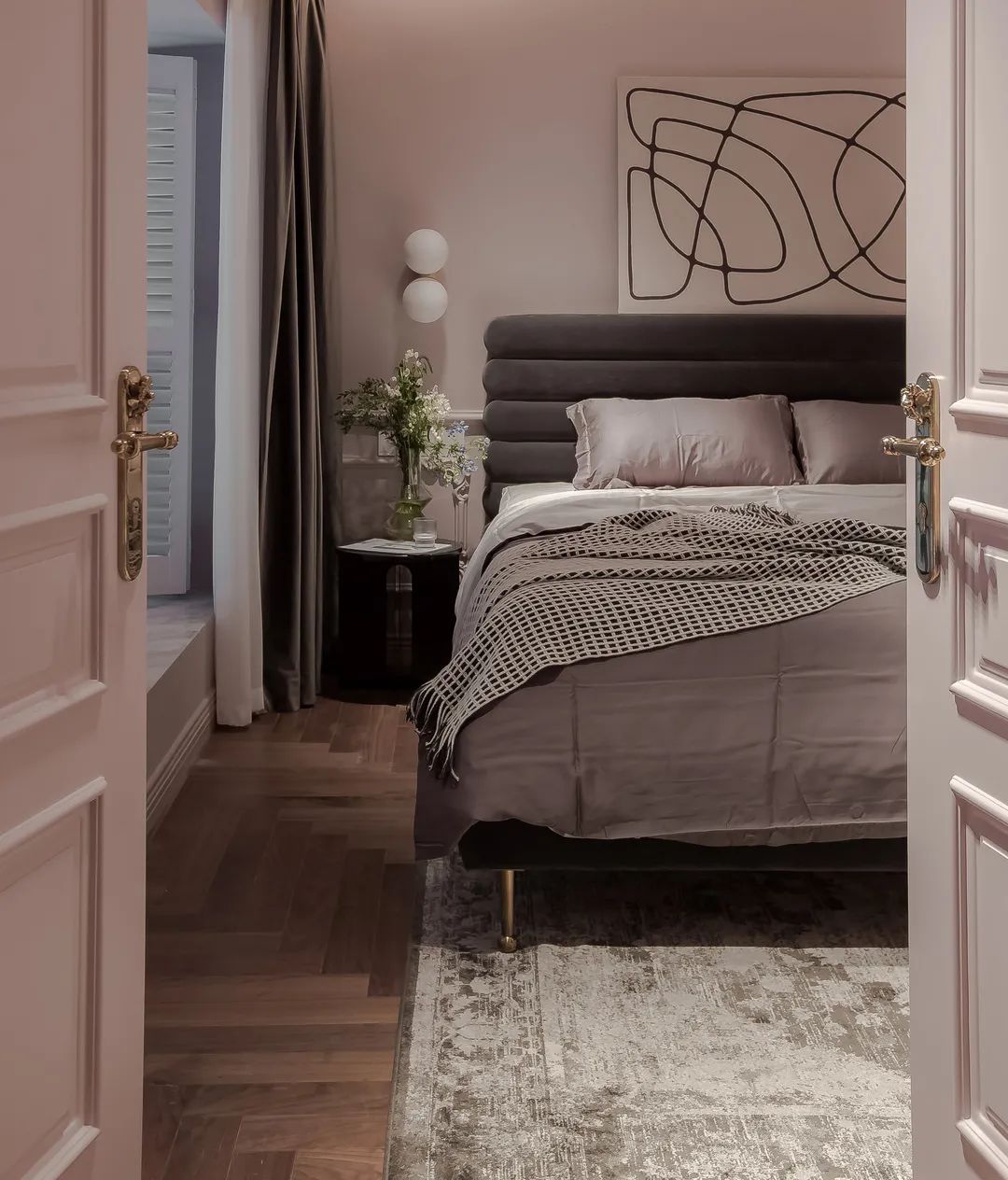 175㎡法式风情顶层复式，旋转楼梯融入“职住一体”生活-90