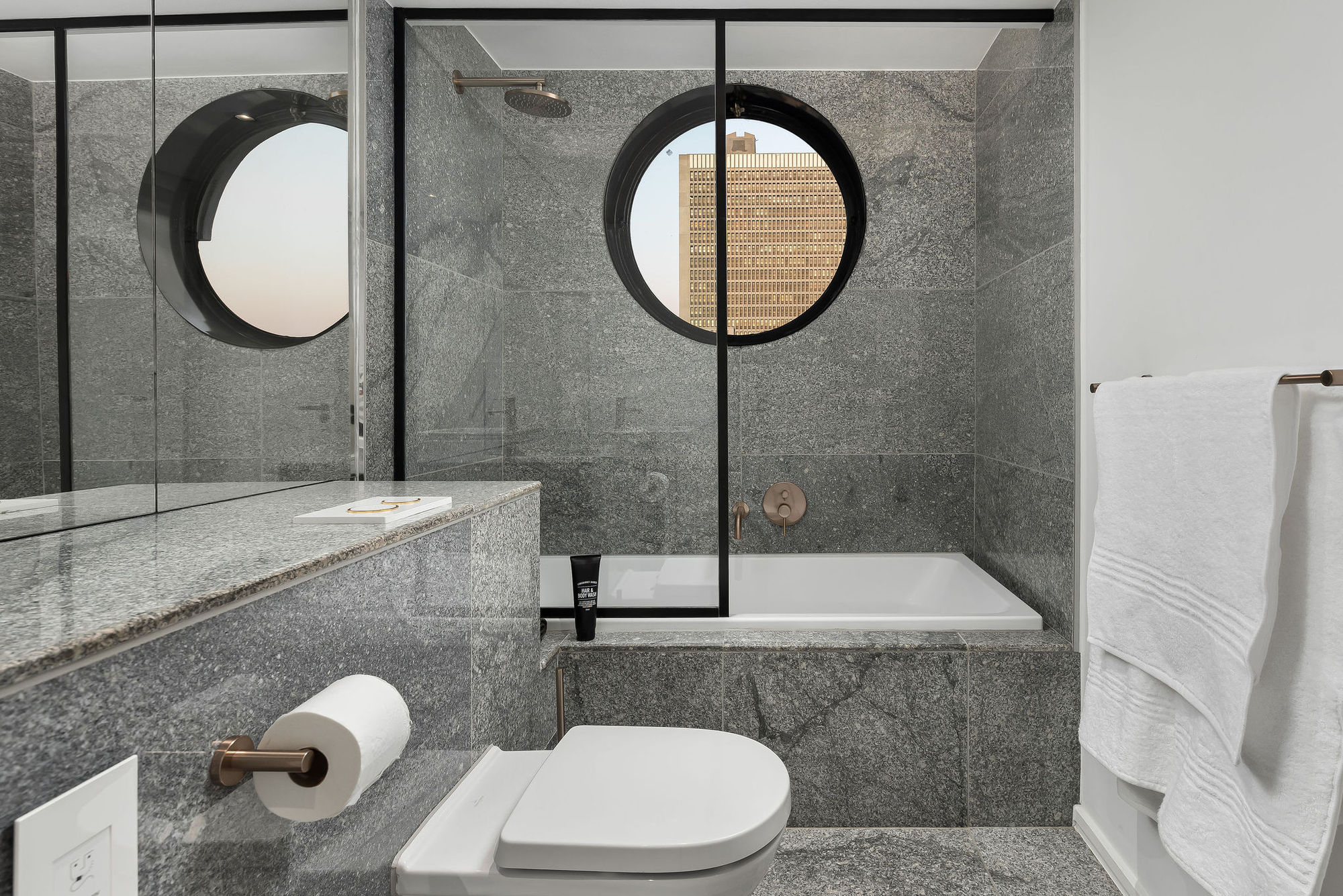 Tuynhuys Apartment Building / Robert Silke & Partners-35