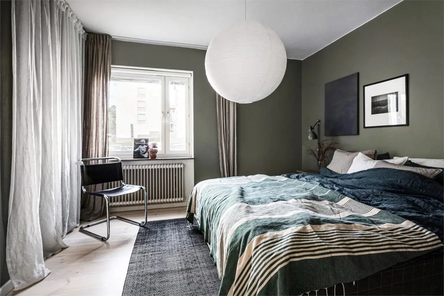 瑞典中性风格公寓，厨房成为家庭核心空间-10