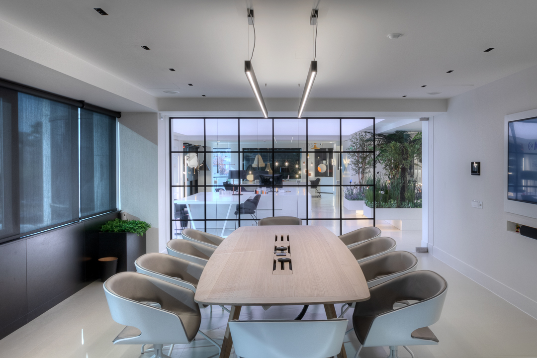 金比例集体建筑 · 灯光展示空间-18