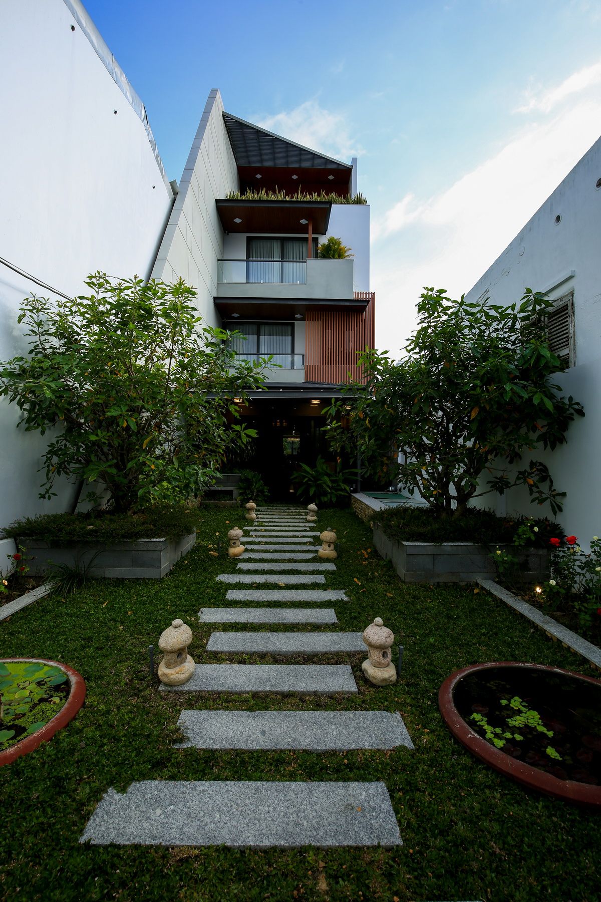 现代生活与自然和谐相融的越南 Nha Trang 住宅设计-20