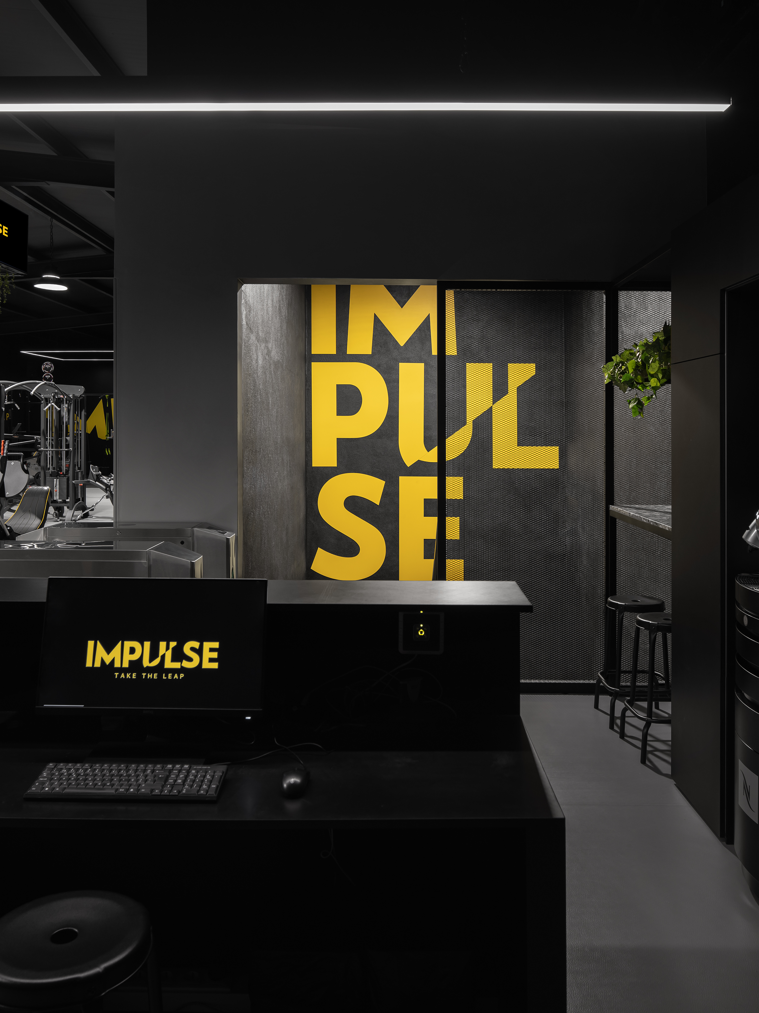 IMPULSE FITNESS 健身俱乐部丨葡萄牙丨Estúdio AMATAM-19