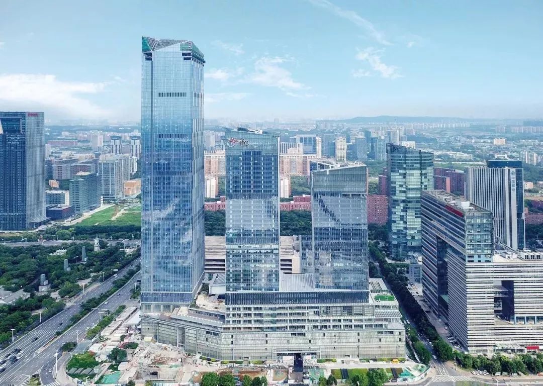 WeWork正式进驻南京 | 用三个空间，与这座城市来一场空间与艺术的奇妙互动-16