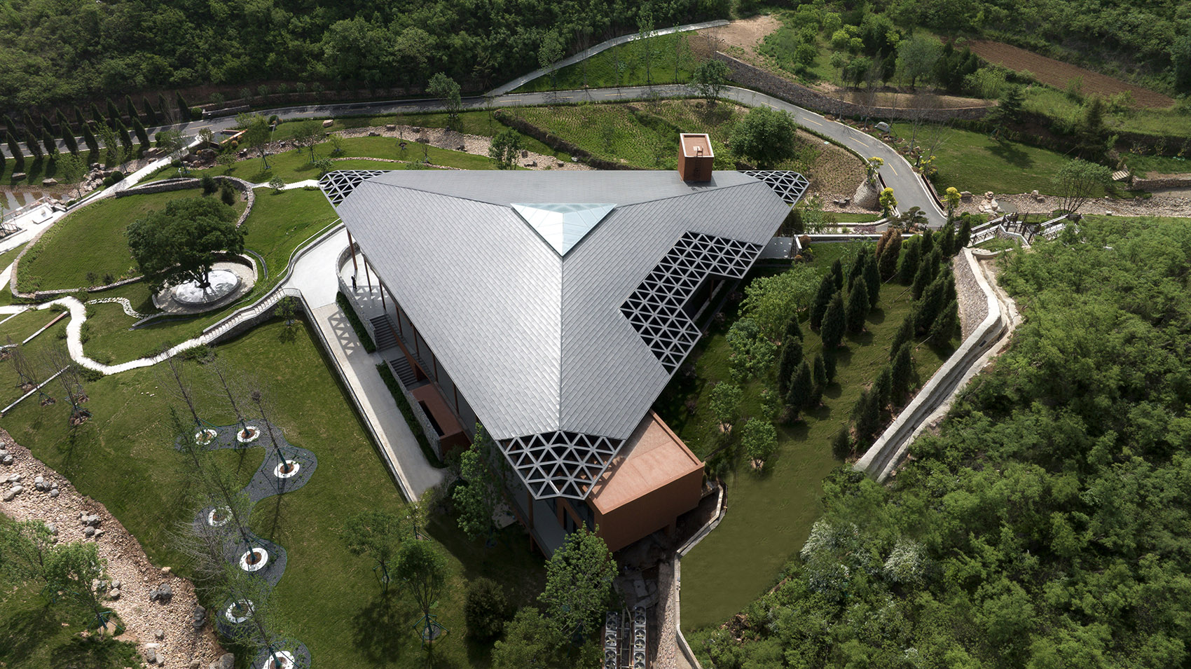 石家庄安德生命纪念公园·云镜丨中国石家庄丨小隐建筑-22