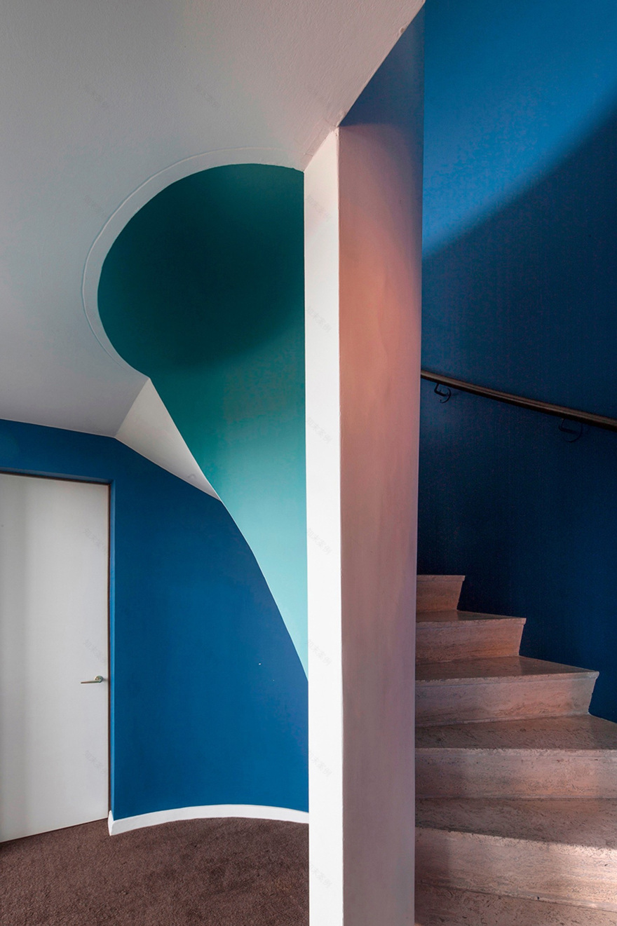 伦敦“海盖特高地 II”现代主义公寓翻新-5