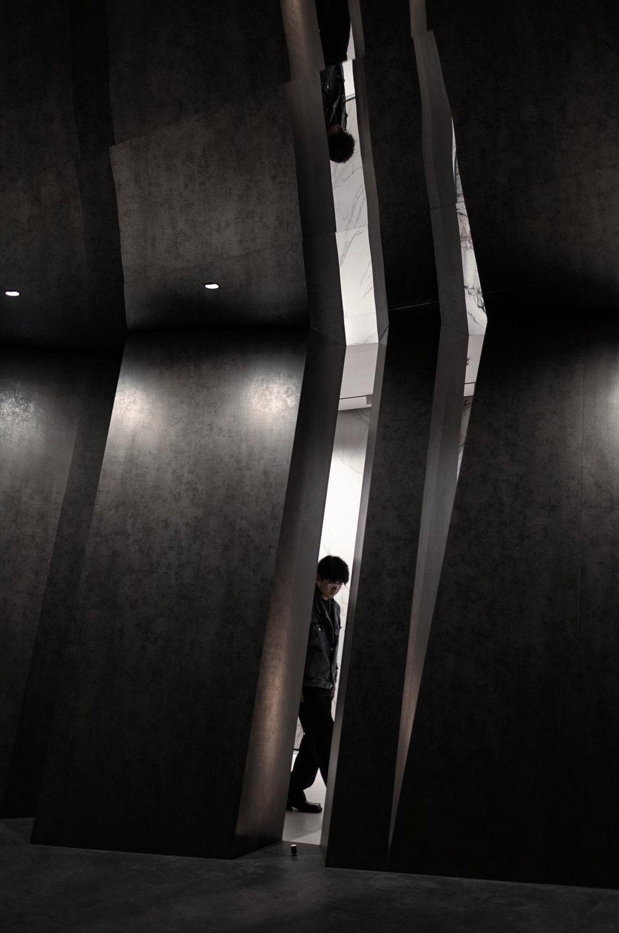 德赛斯岩板展厅丨中国济南丨半舍设计-41