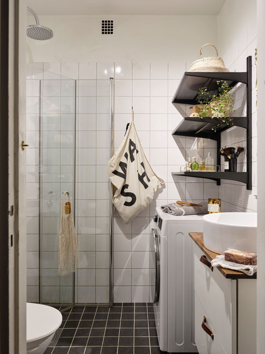 斯德哥尔摩 45 平米小公寓的蓝墙魅力-19