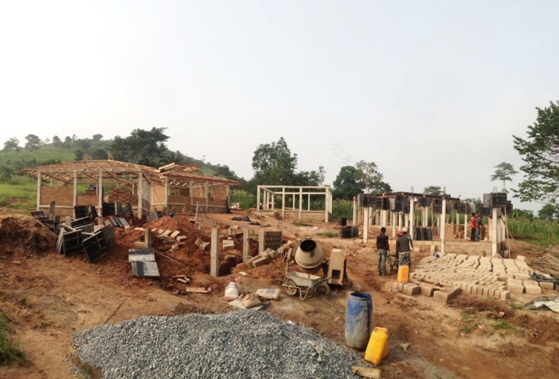 加纳达芒社区学校-60