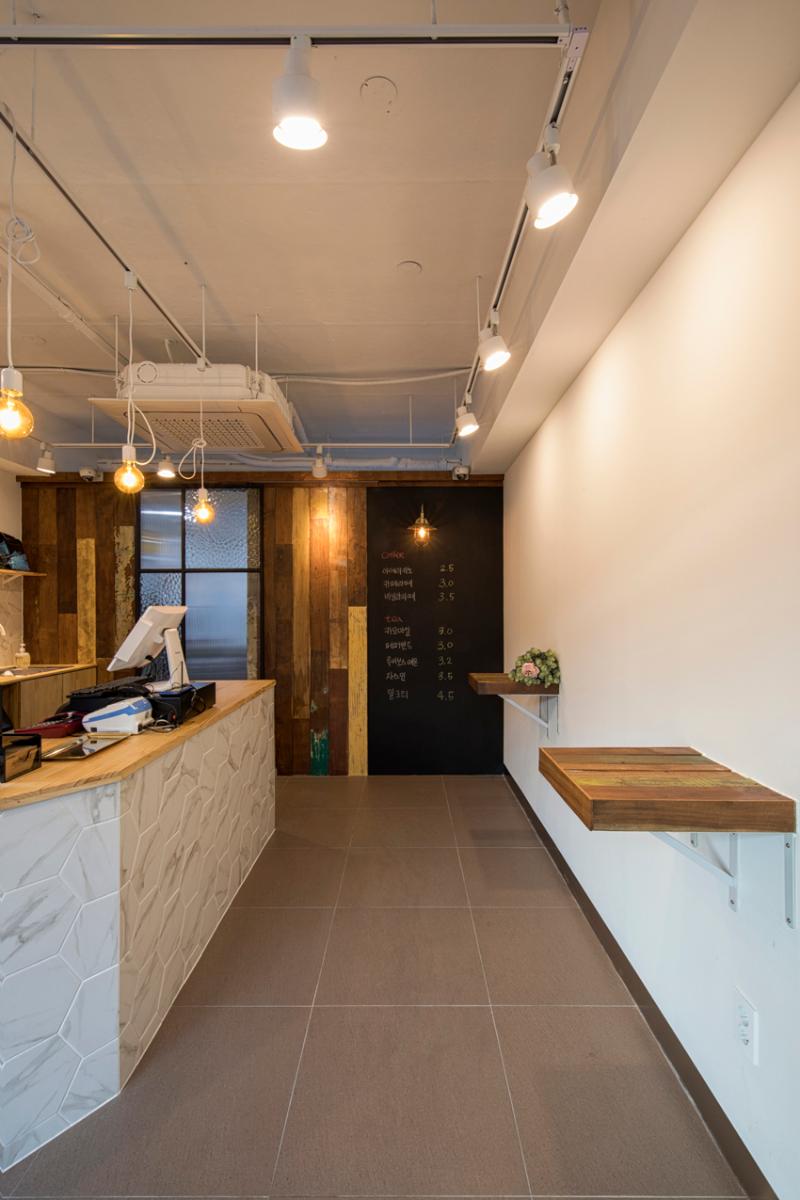 简约 11 坪蒙莫丽亚甜点店 精致大理石风格空间-6