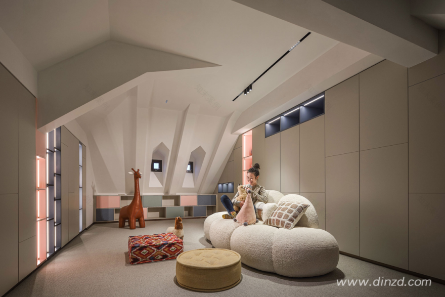 上海浦东 LONGHI 轻奢家居丨中国上海丨DESI 递思设计-48