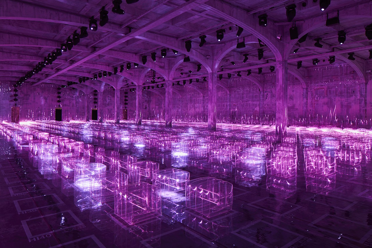 AMO新作 笛卡尔式空间——PRADA 2019春夏男装时装秀-0