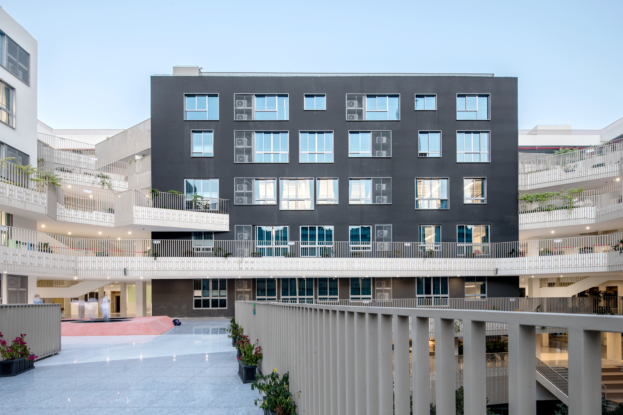 叠园绿谷：深圳市罗湖区桃园小学 / 立方设计 -22