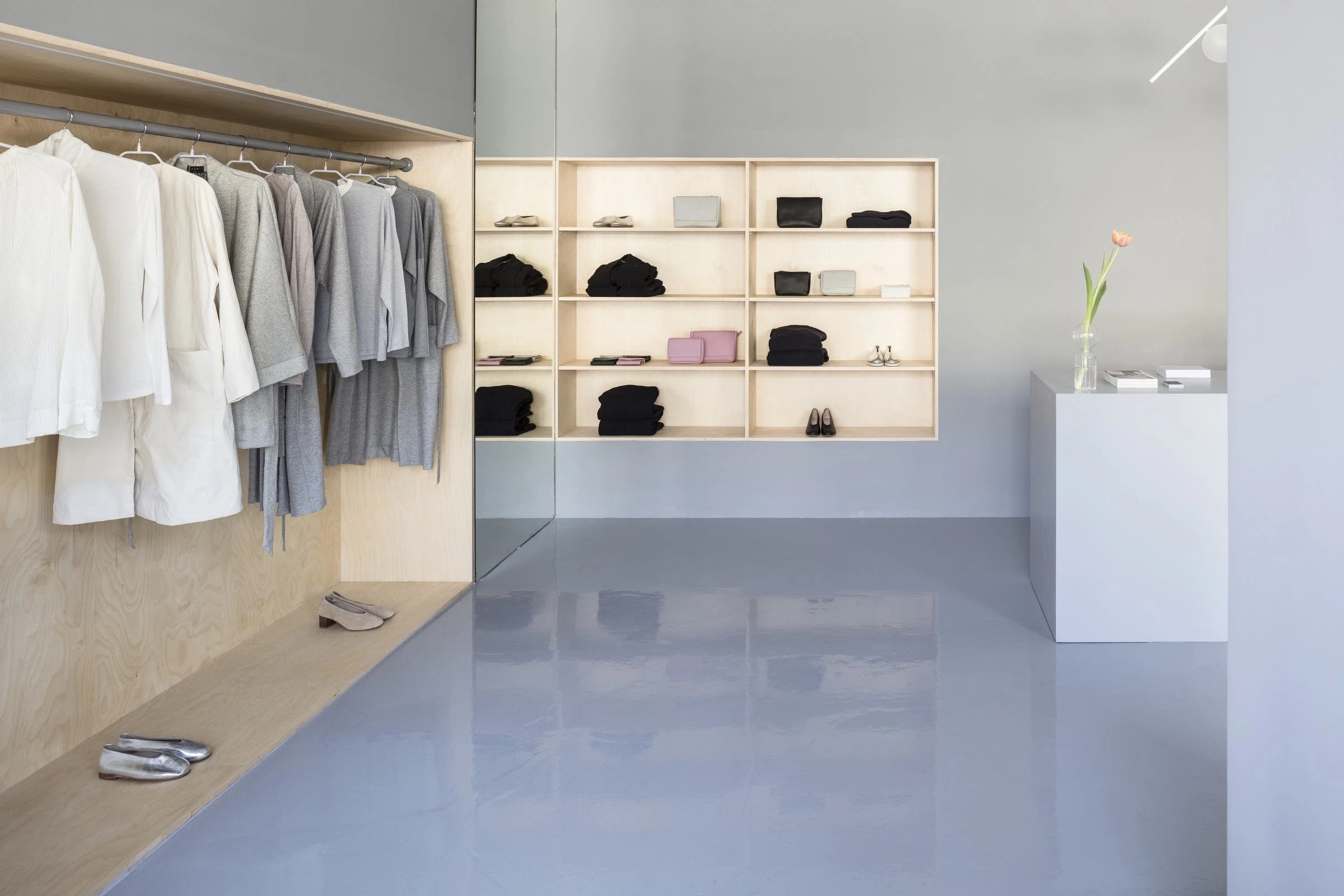 极简线条,温馨氛围——特拉维夫 KAV 时尚工作室-17