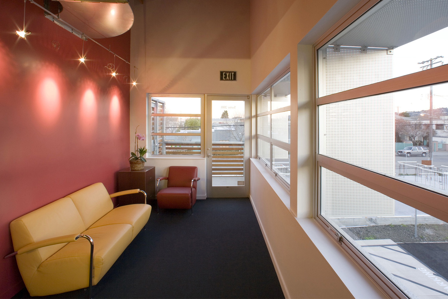 旧金山 20 世纪工业风绿色办公楼-24