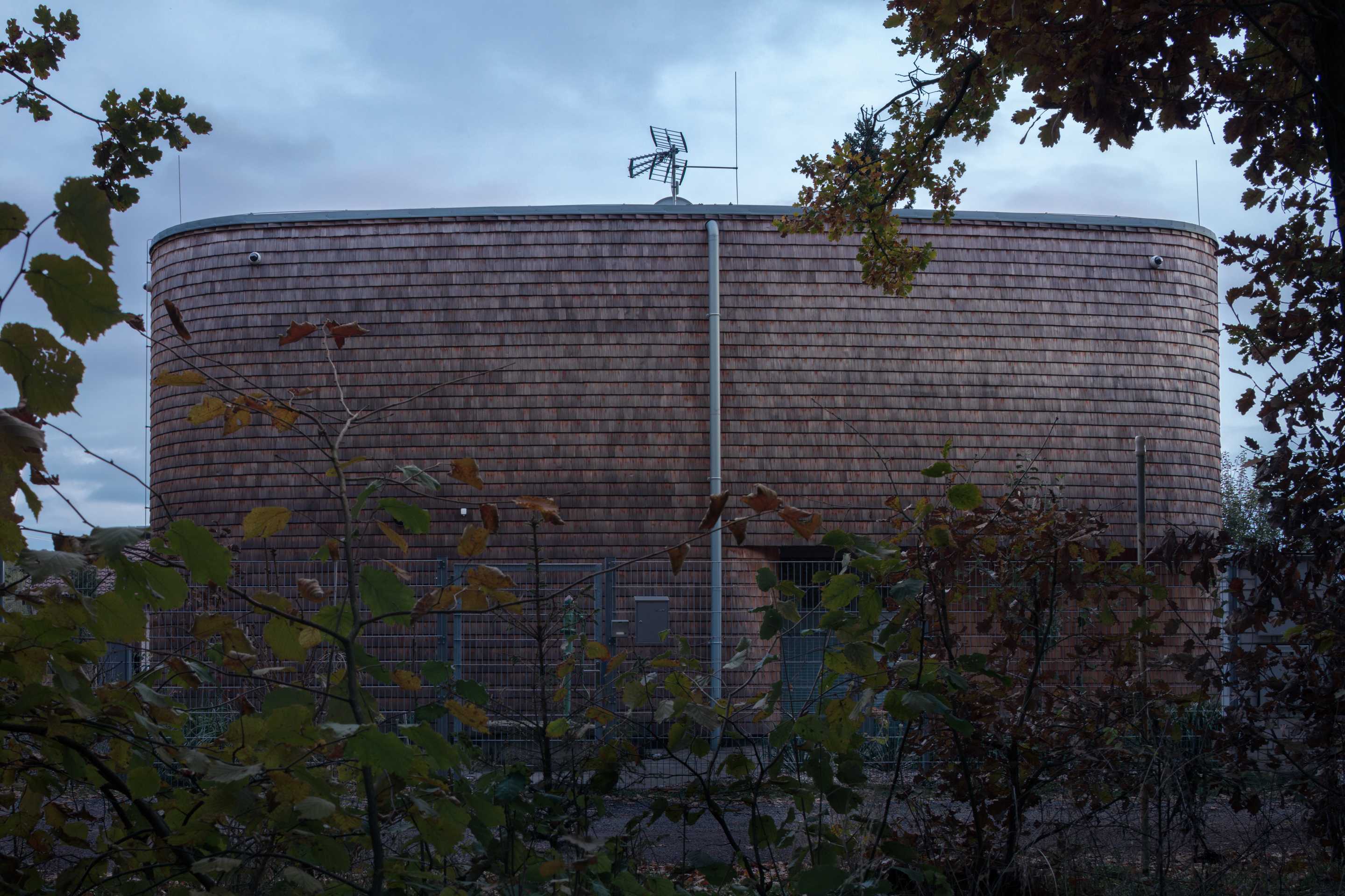 捷克 Dobris 家庭住宅 | 自然材料与环保设计的完美结合-22