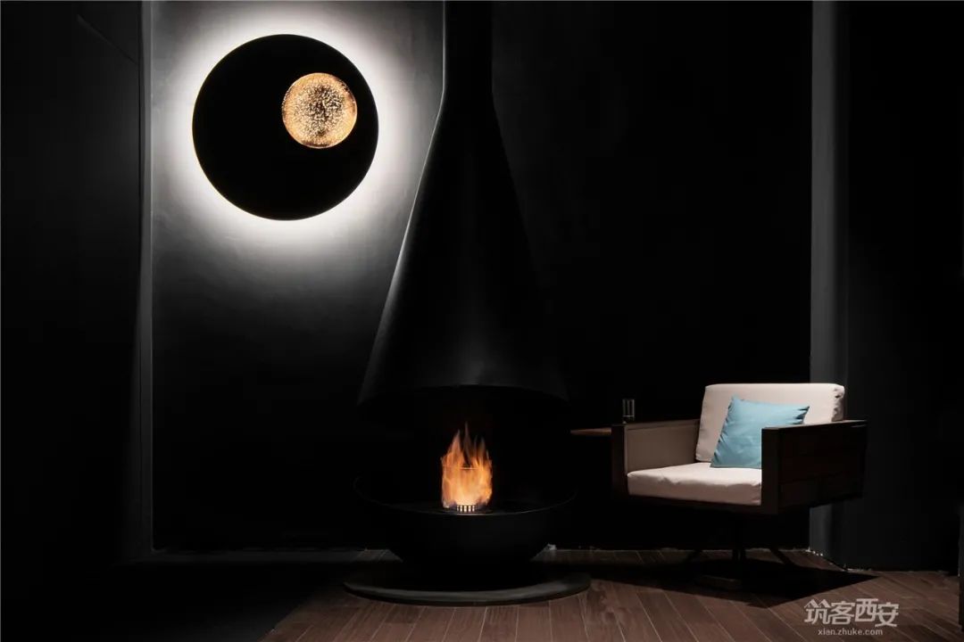 偷出空间的生命力——大明宫建材家居城火光设计-35