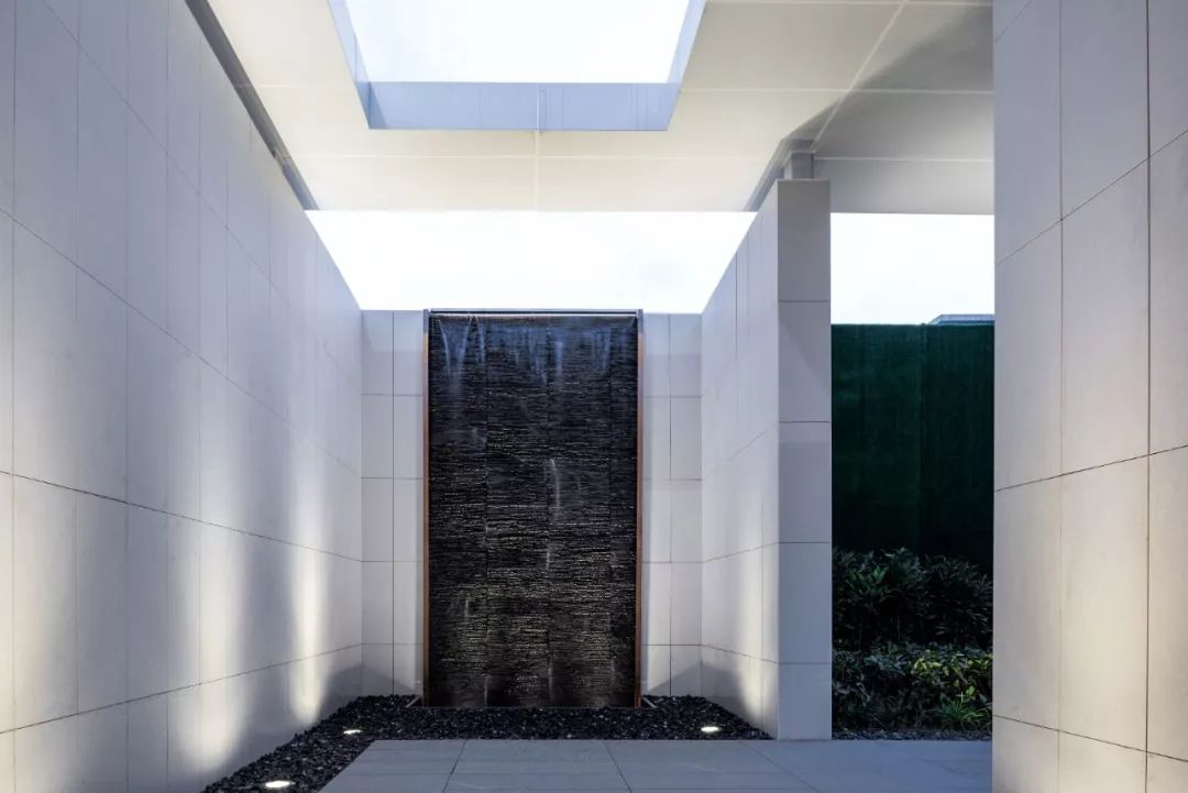 武汉花样年花郡 | 190 万的展示区如何打造水景之美-43