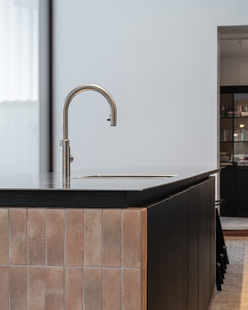 法国黑盒子别墅-31