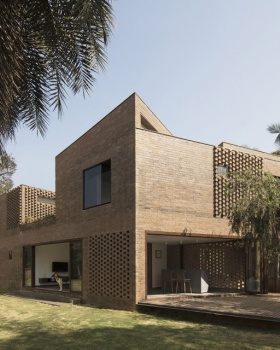 砖房住宅（Brick House）