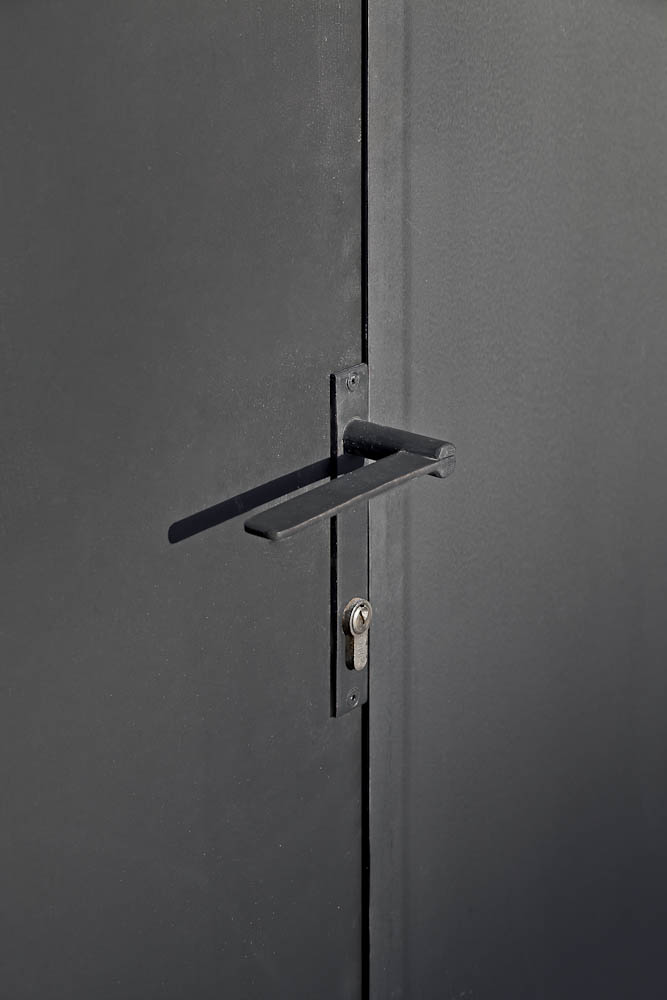 expansion of hangar artistic creation centre on the can ricart site-21