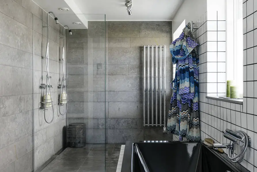 瑞典湖边现代别墅，诠释极致生活品味-12