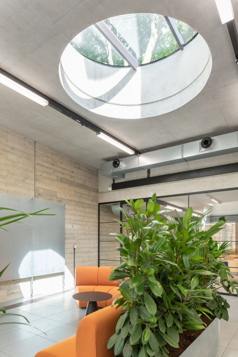 伦敦创意集团“超越集体”办公室-12