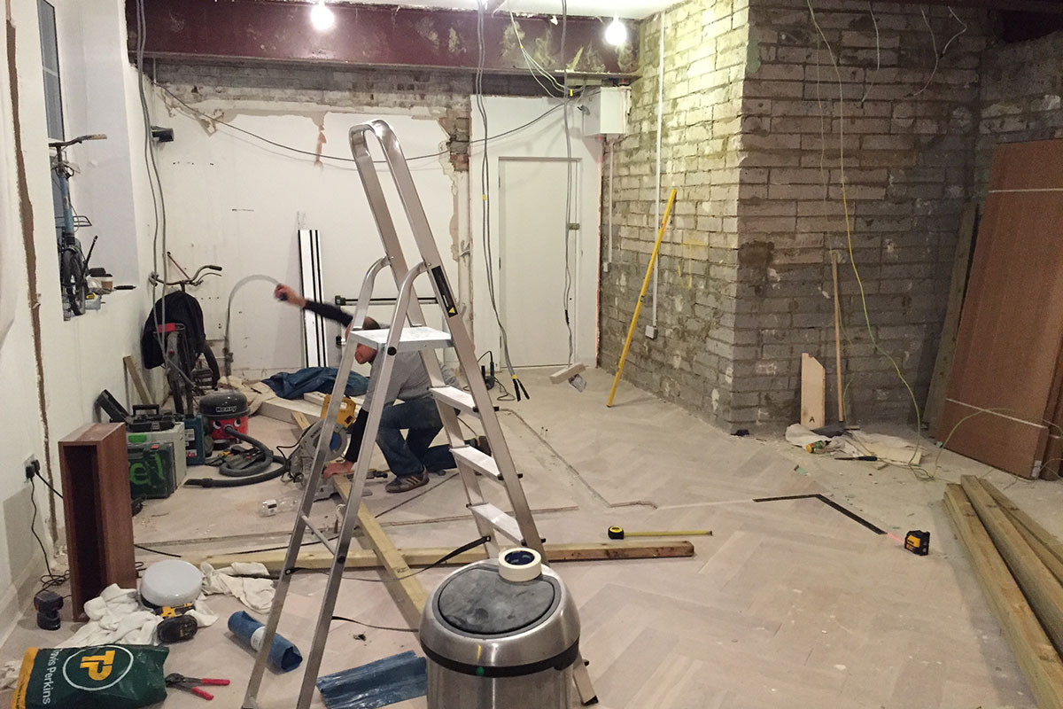 Verna Bentley & Louis Hagen Hall：Wilton Way-2